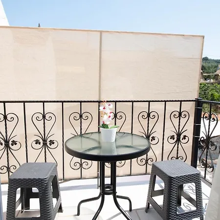 Kondraki Villa